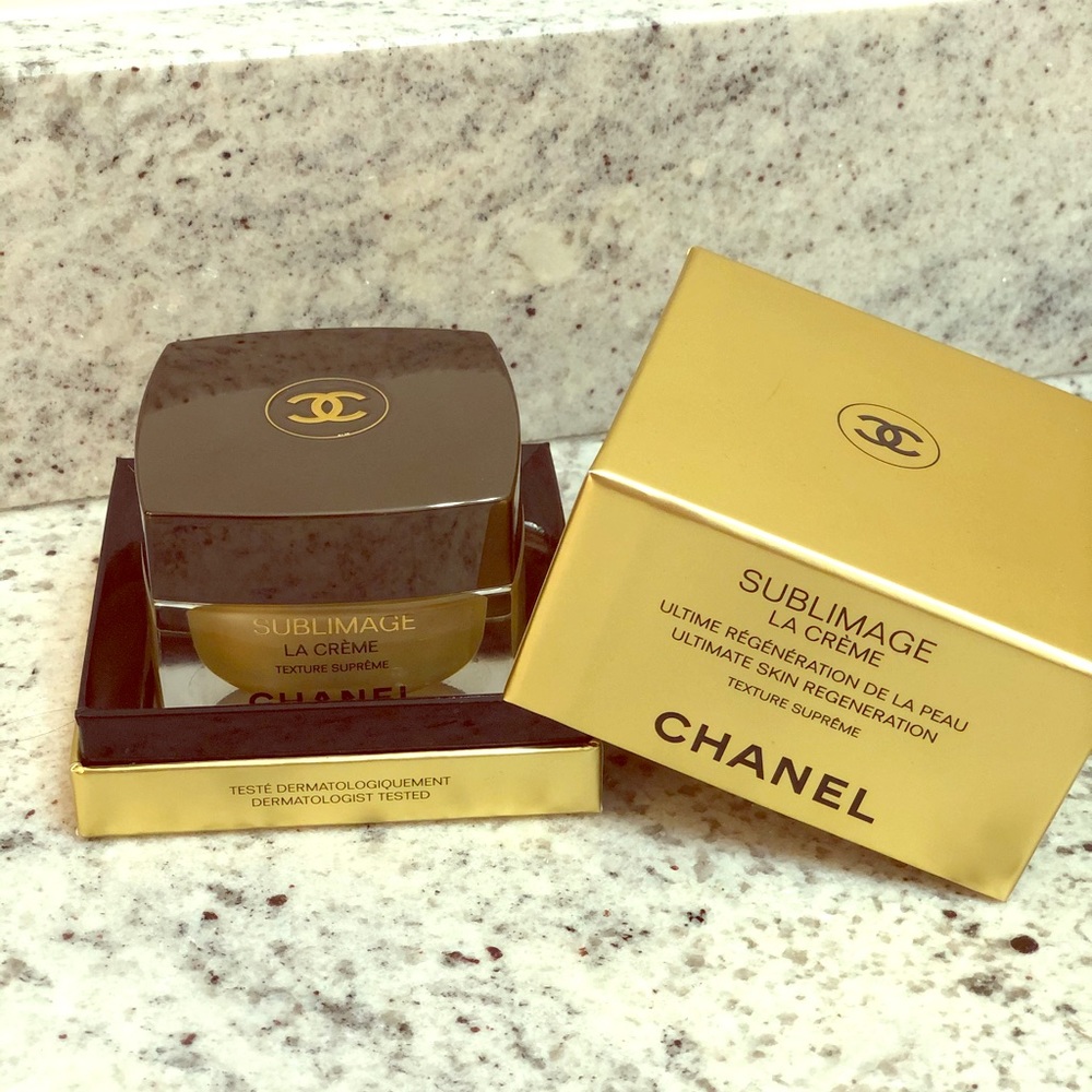 CHANEL Sublimage ultimate skin regeneration